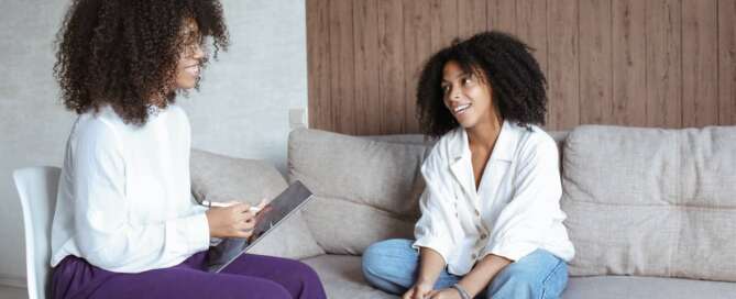 Two smiling people having a sex positive conversation where no STI stigma is present
